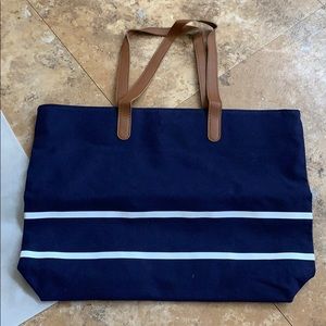 Canvas tote